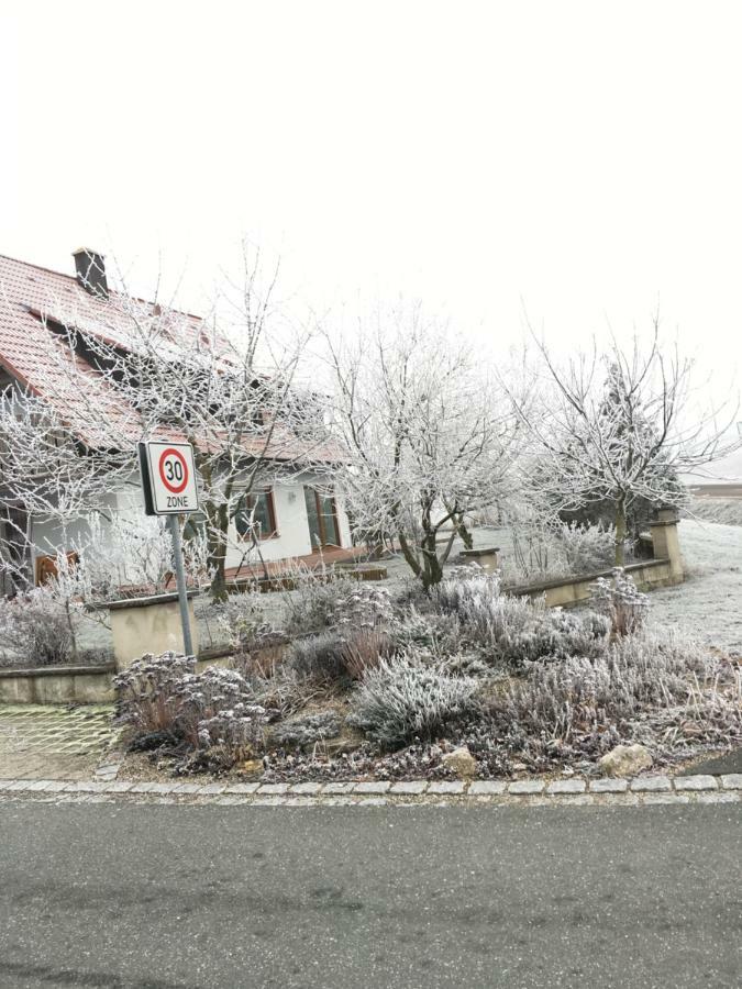 Ferienwohnung Eibenweg Gebsattel Exterior photo